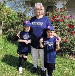 Meet your Posher, Beatrice